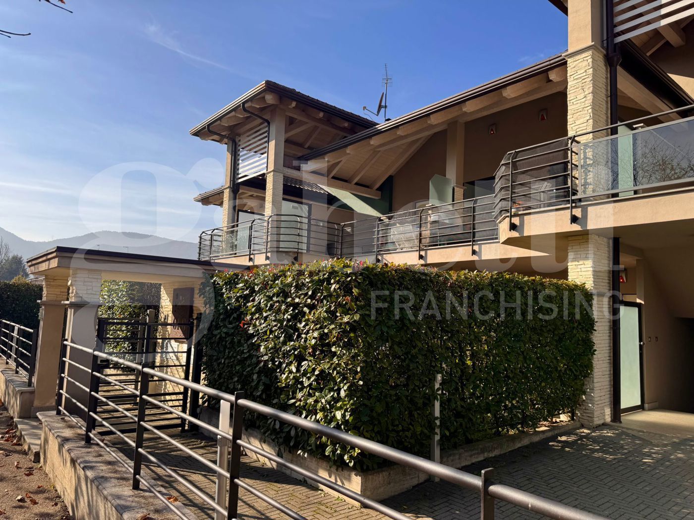 Appartamento con box a Bruino