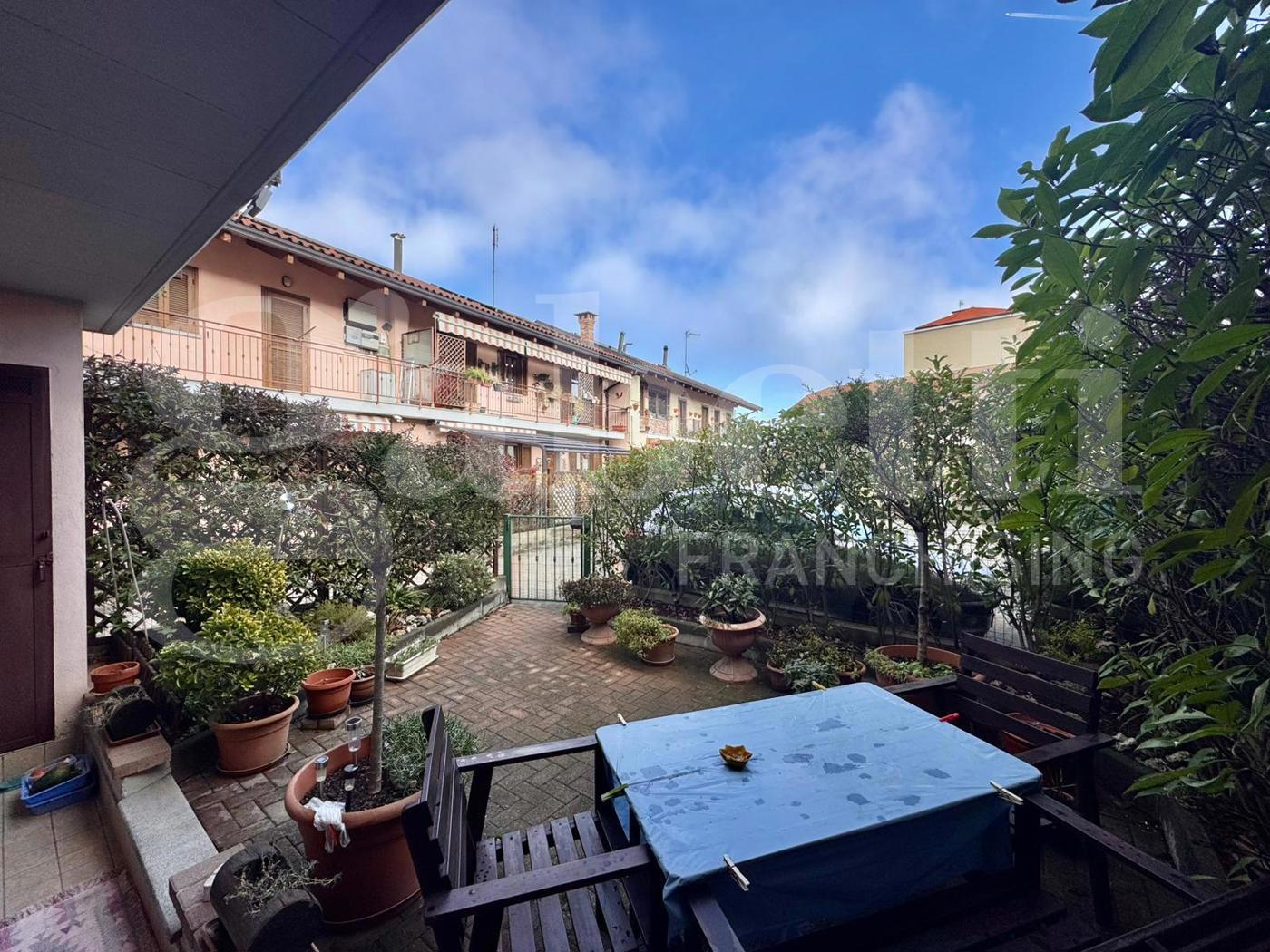 Villa con box doppio a Bruino