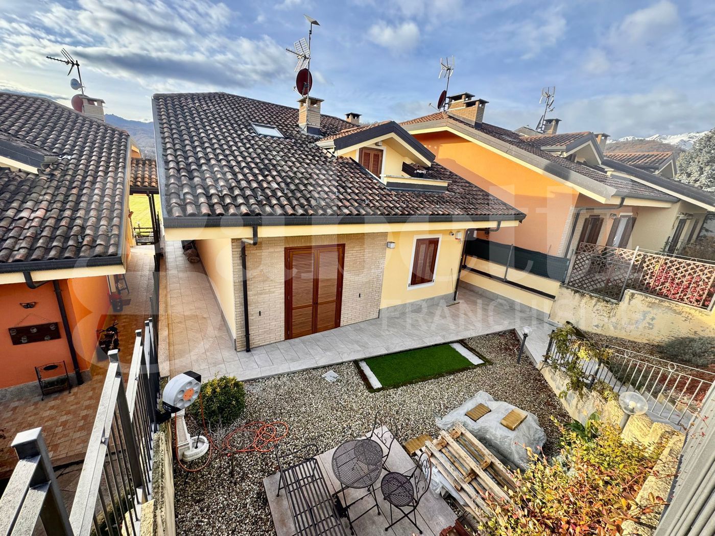 Casa indipendente con giardino a Giaveno