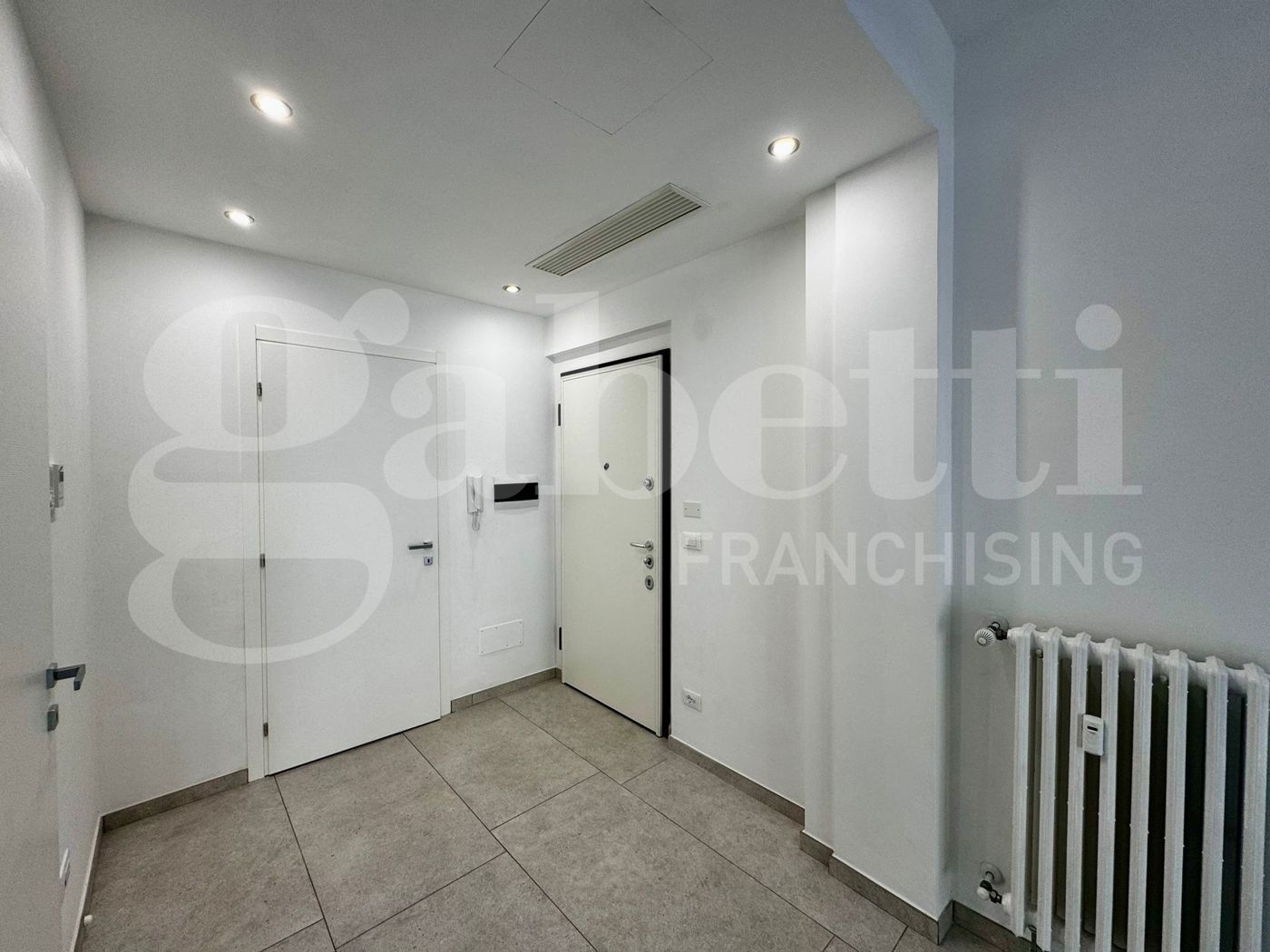 Bilocale arredato in affitto a Bruino