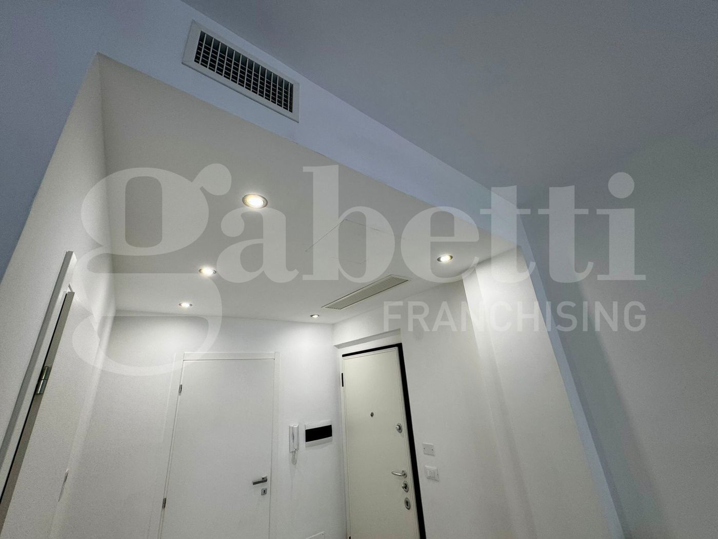 Bilocale arredato in affitto a Bruino