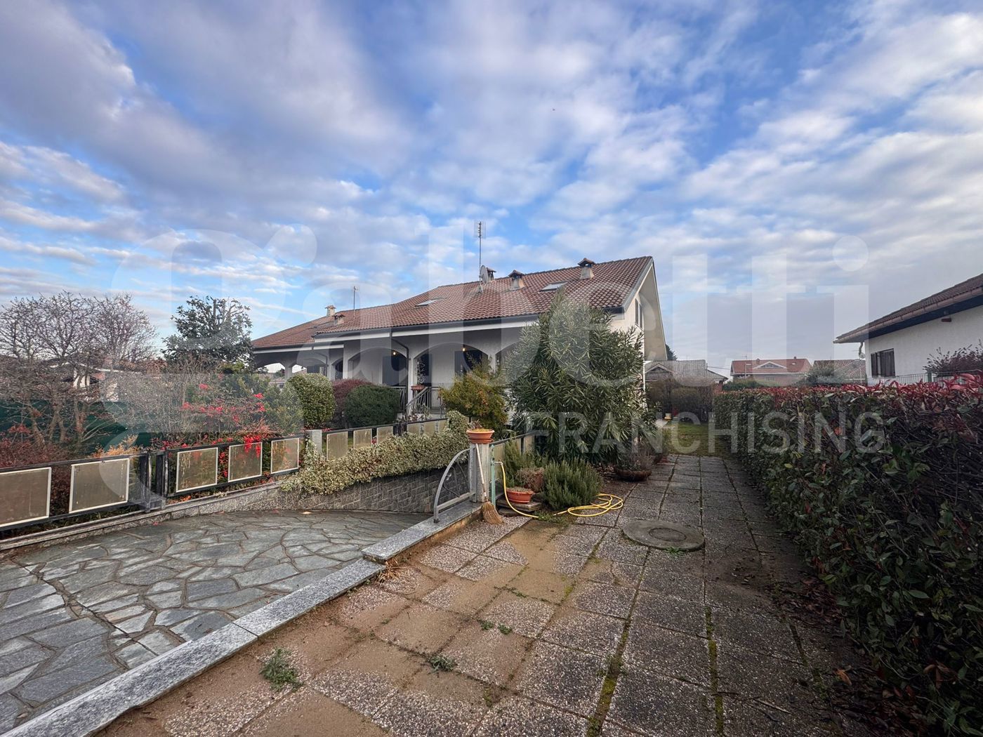 Villa con giardino a Bruino