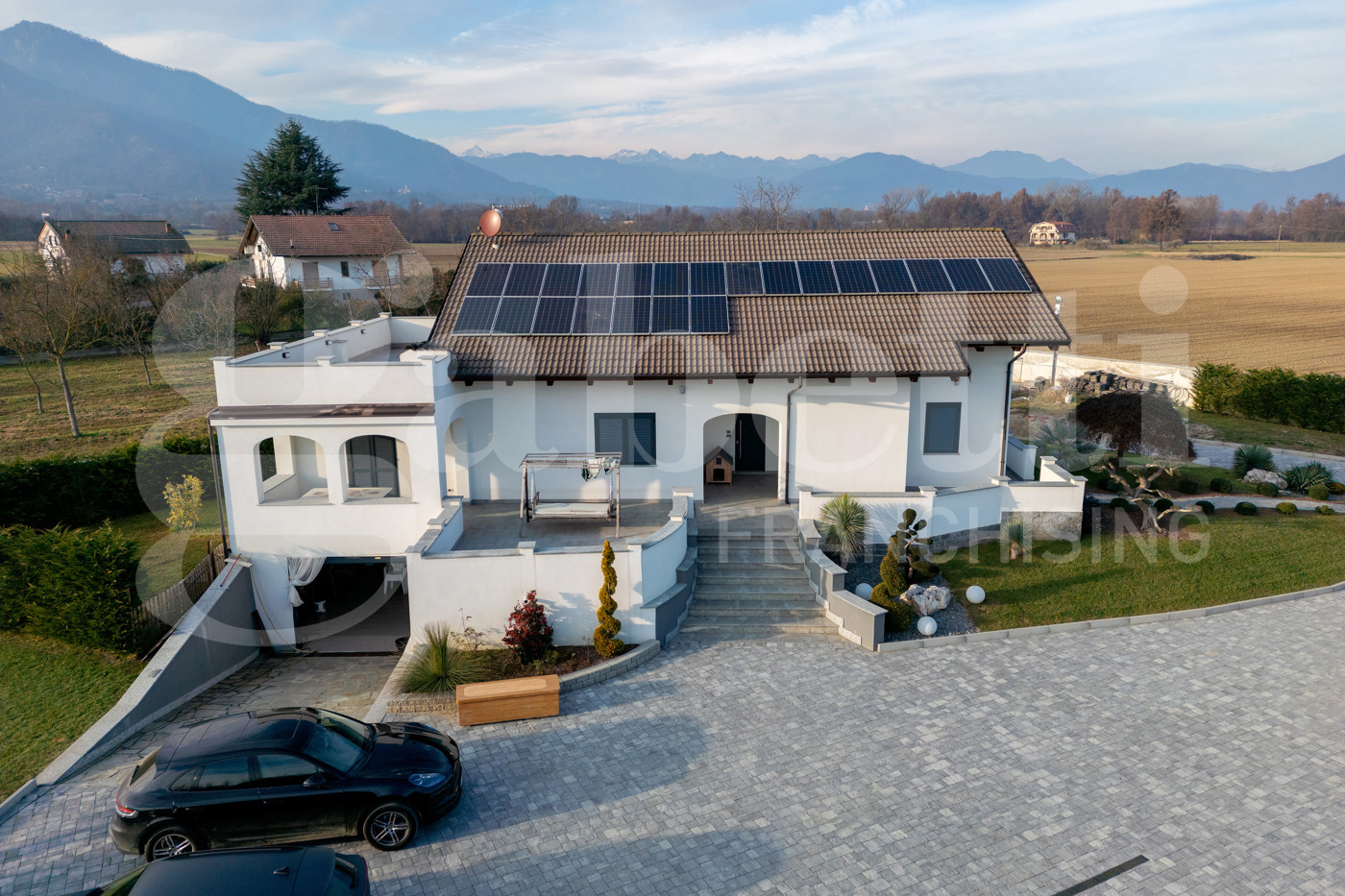 Villa Bifamiliare con giardino a Frossasco