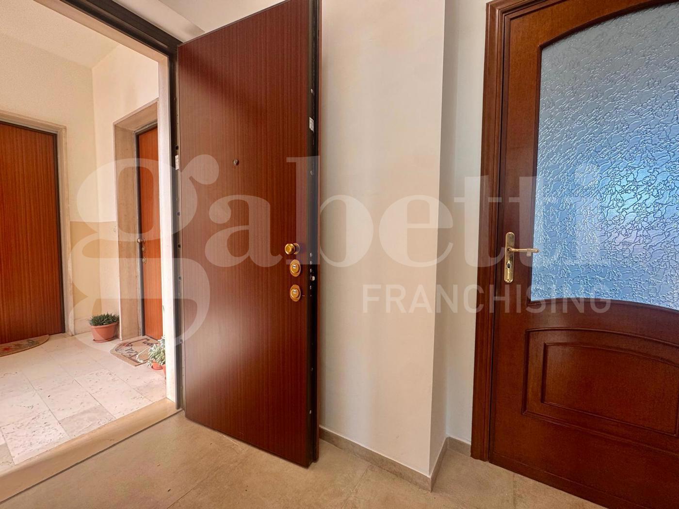 Bilocale arredato in affitto a Bruino