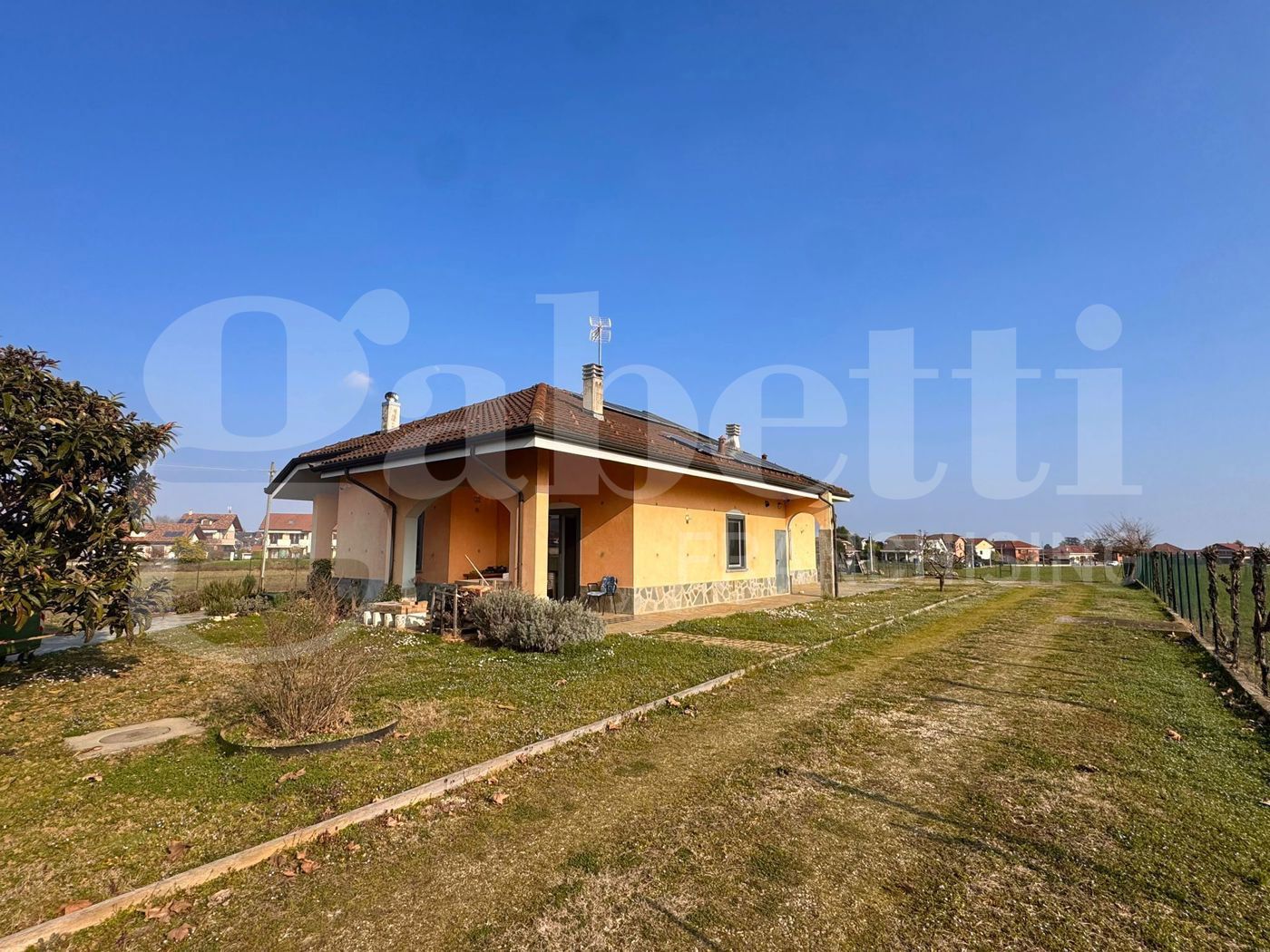 Villa con giardino a Bruino