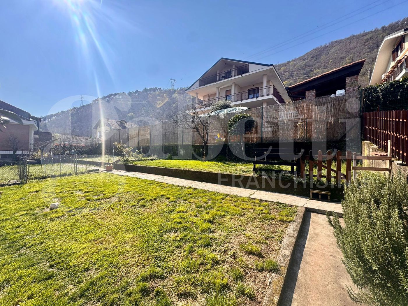 Villa ristrutturata a Sangano