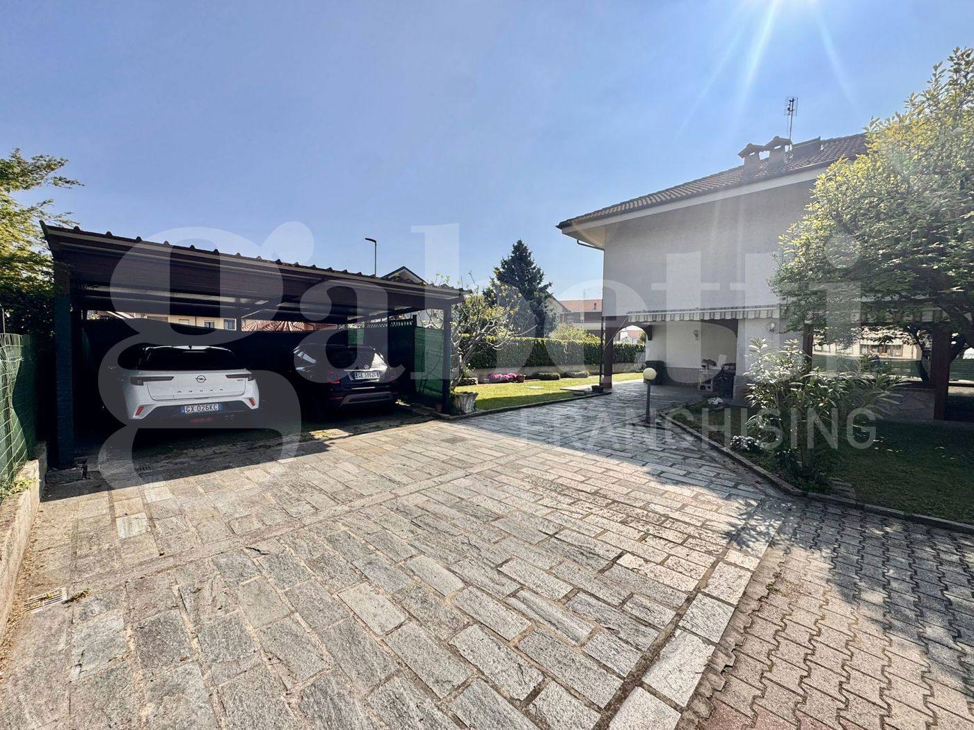 Villa con giardino a Bruino