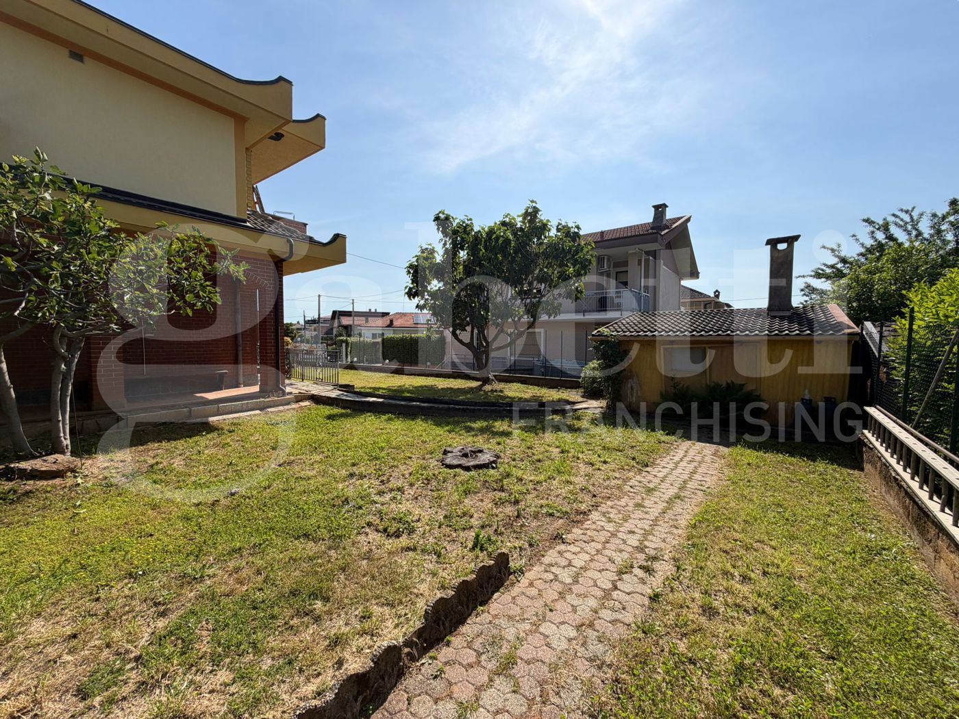 Villa con giardino a Bruino