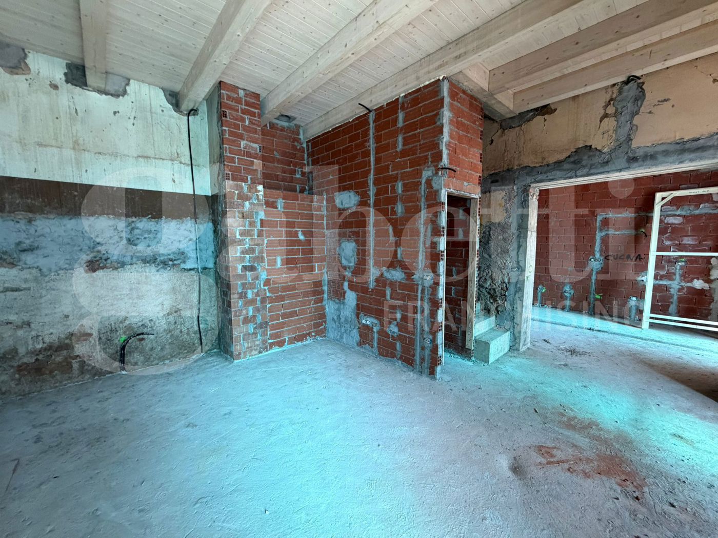 Villa con giardino a Sangano
