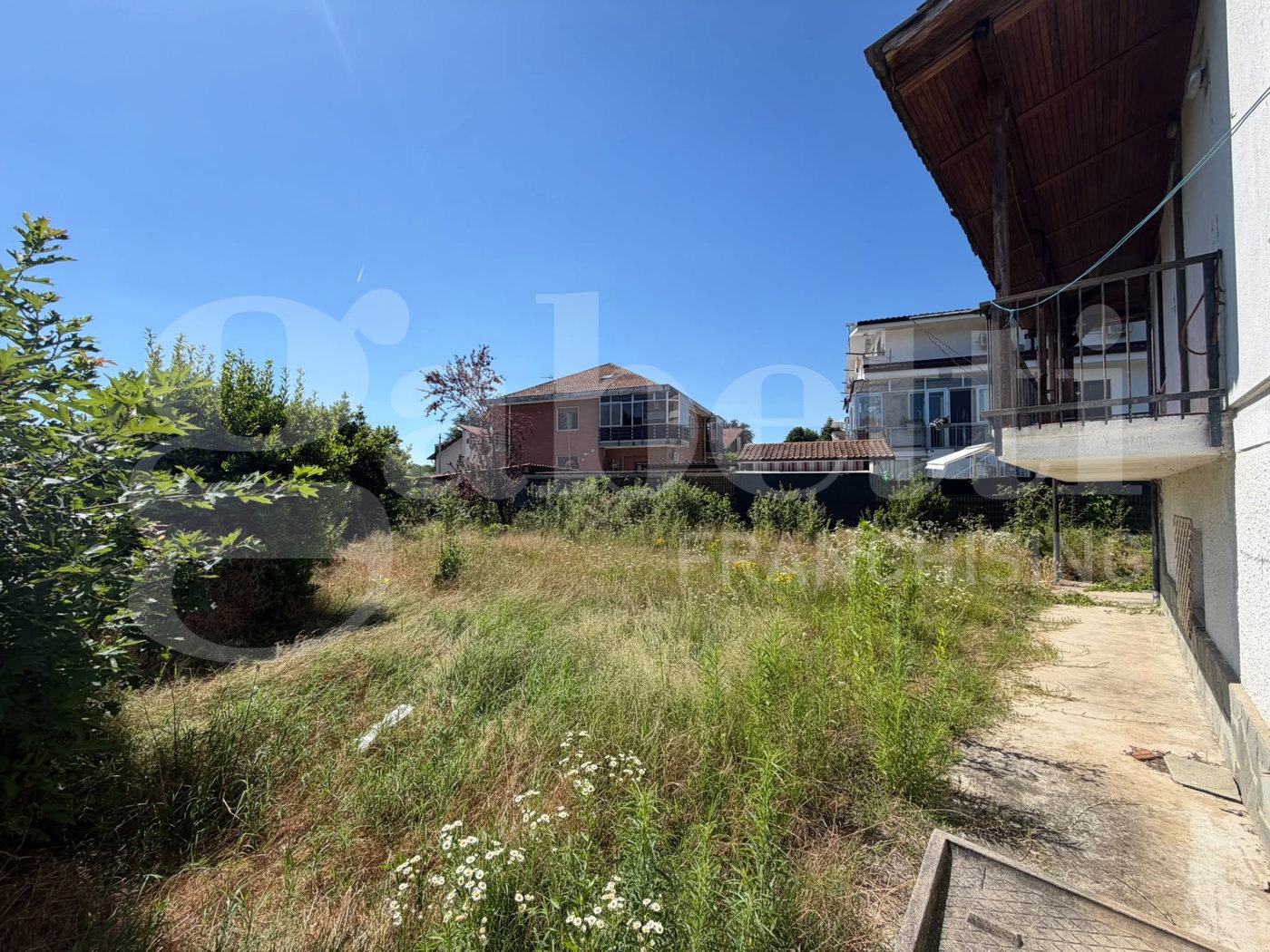 Villa con giardino a Sangano