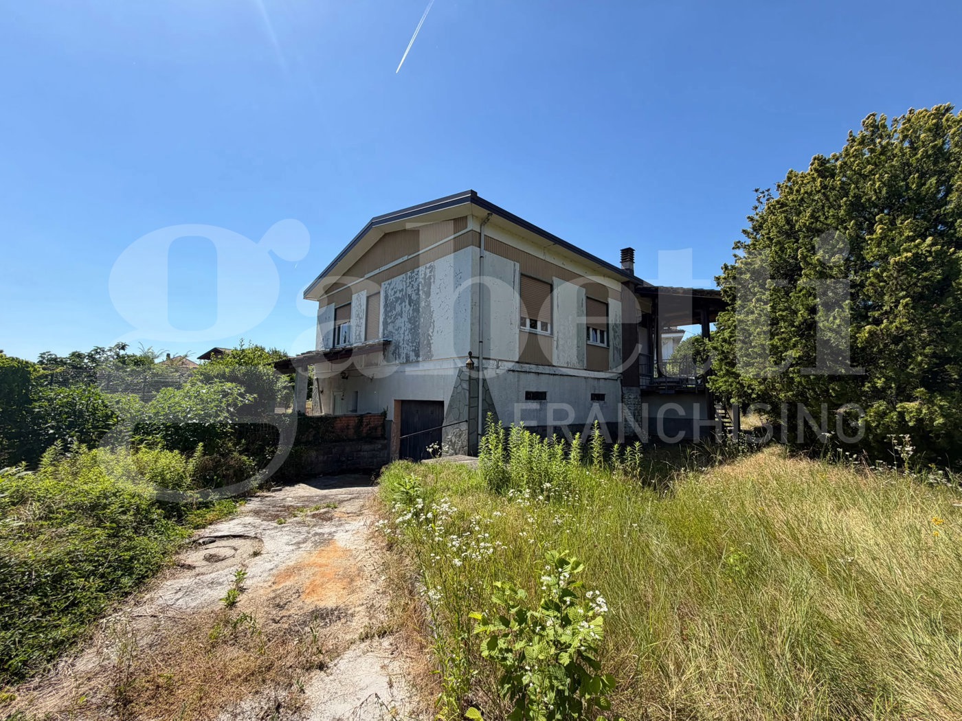 Villa con giardino a Sangano
