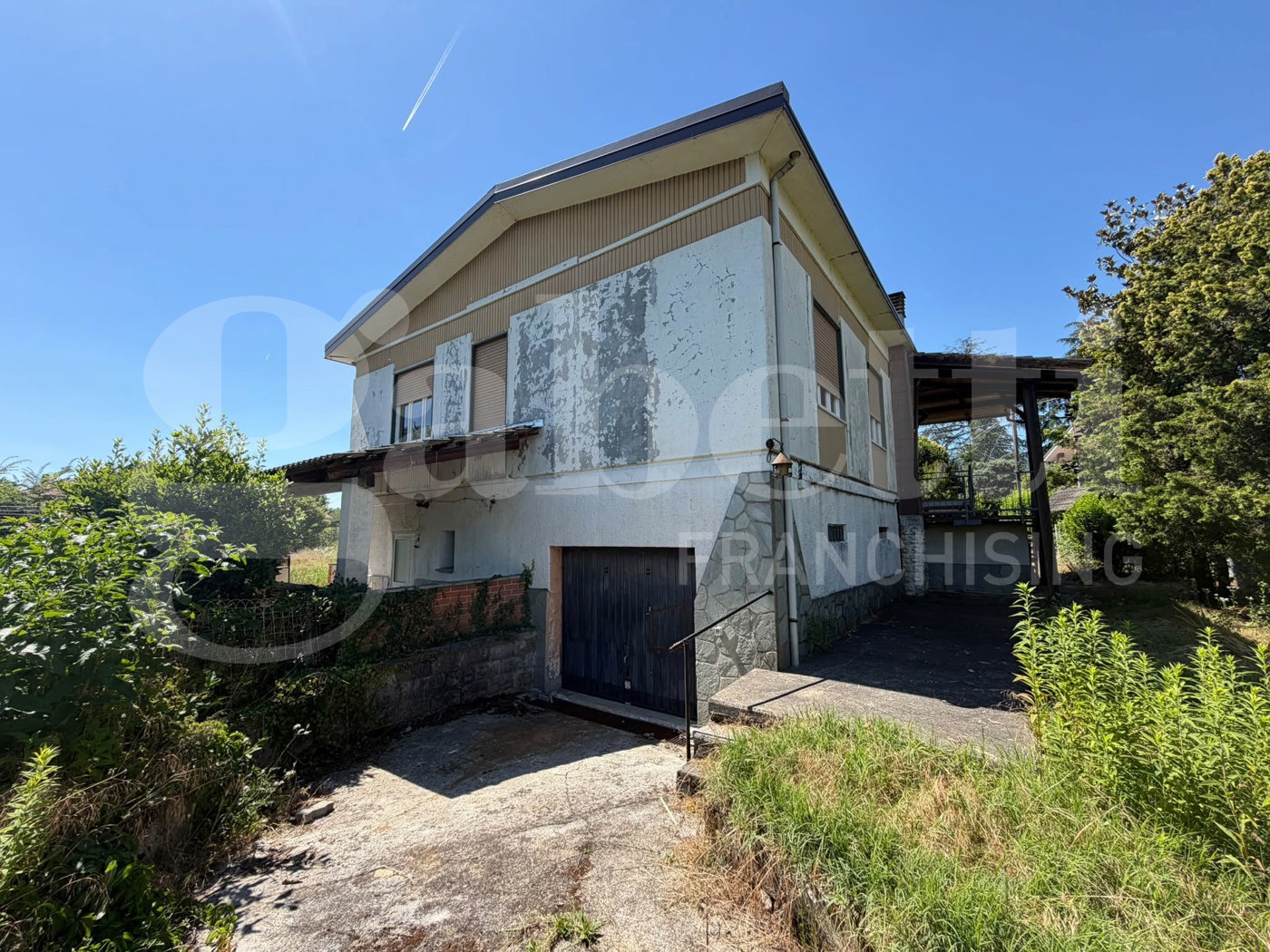 Villa con giardino a Sangano