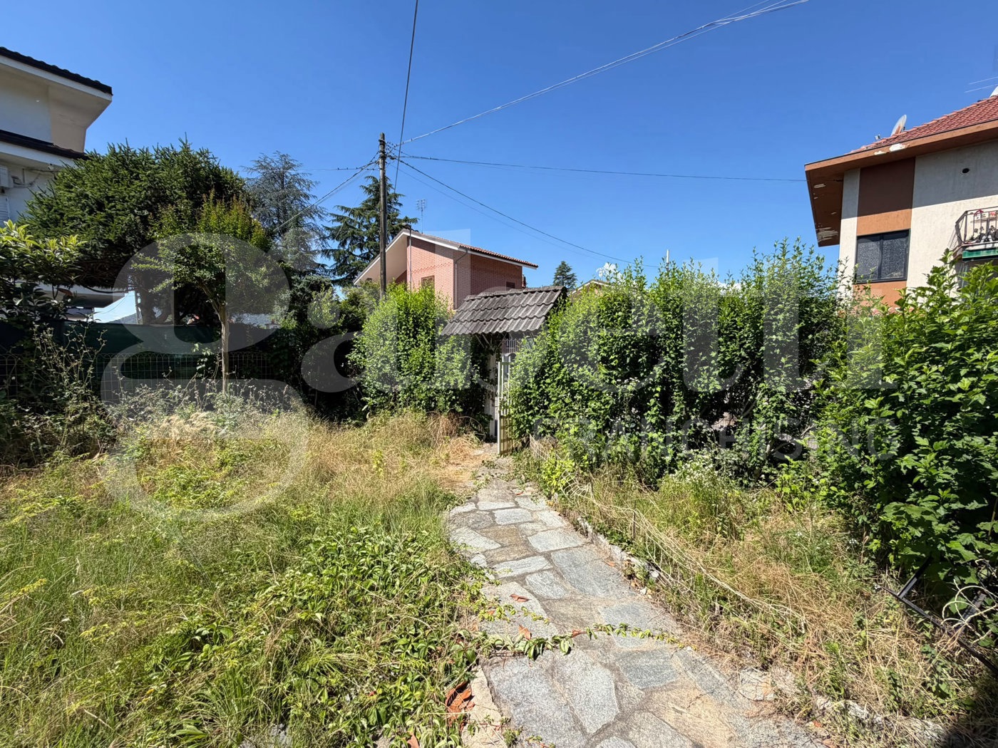 Villa con giardino a Sangano
