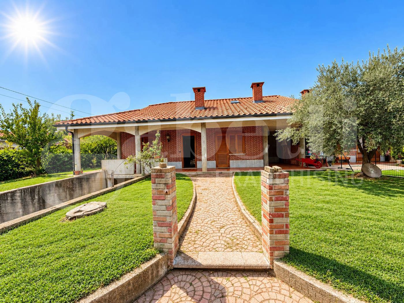 Villa Bifamiliare con giardino a Bruino