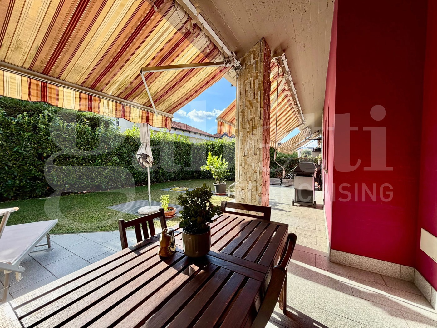 Villa con giardino a Bruino