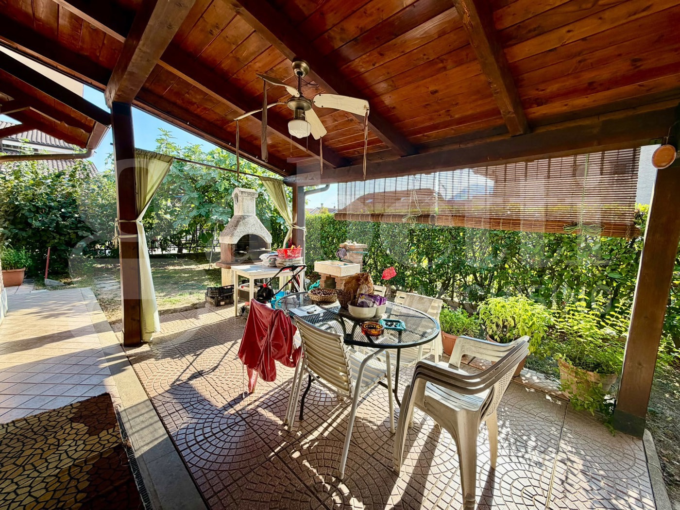 Villa con giardino a Bruino
