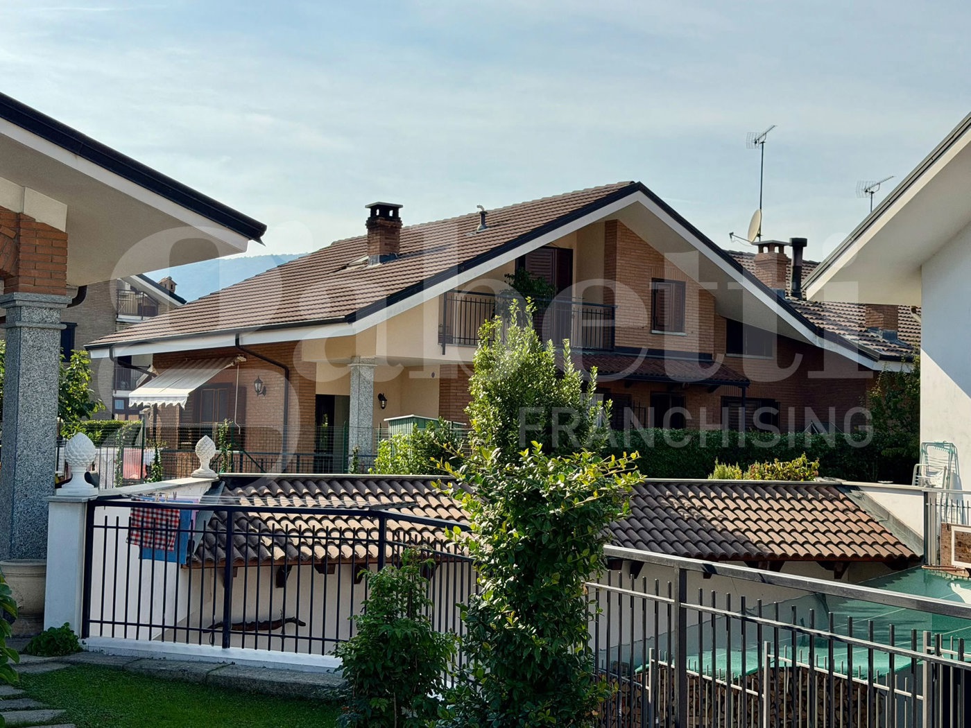Villa con giardino a Bruino