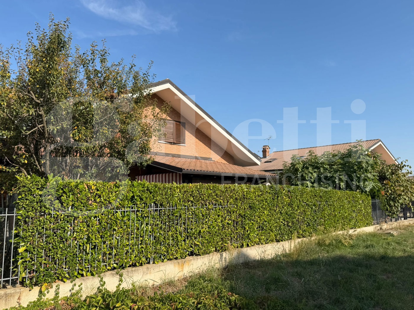 Villa con giardino a Bruino