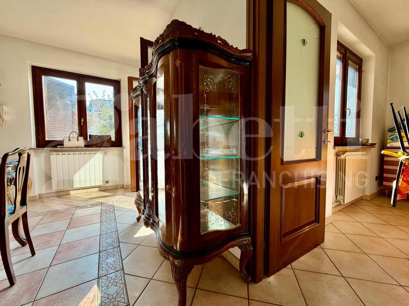 Villa con giardino a Bruino