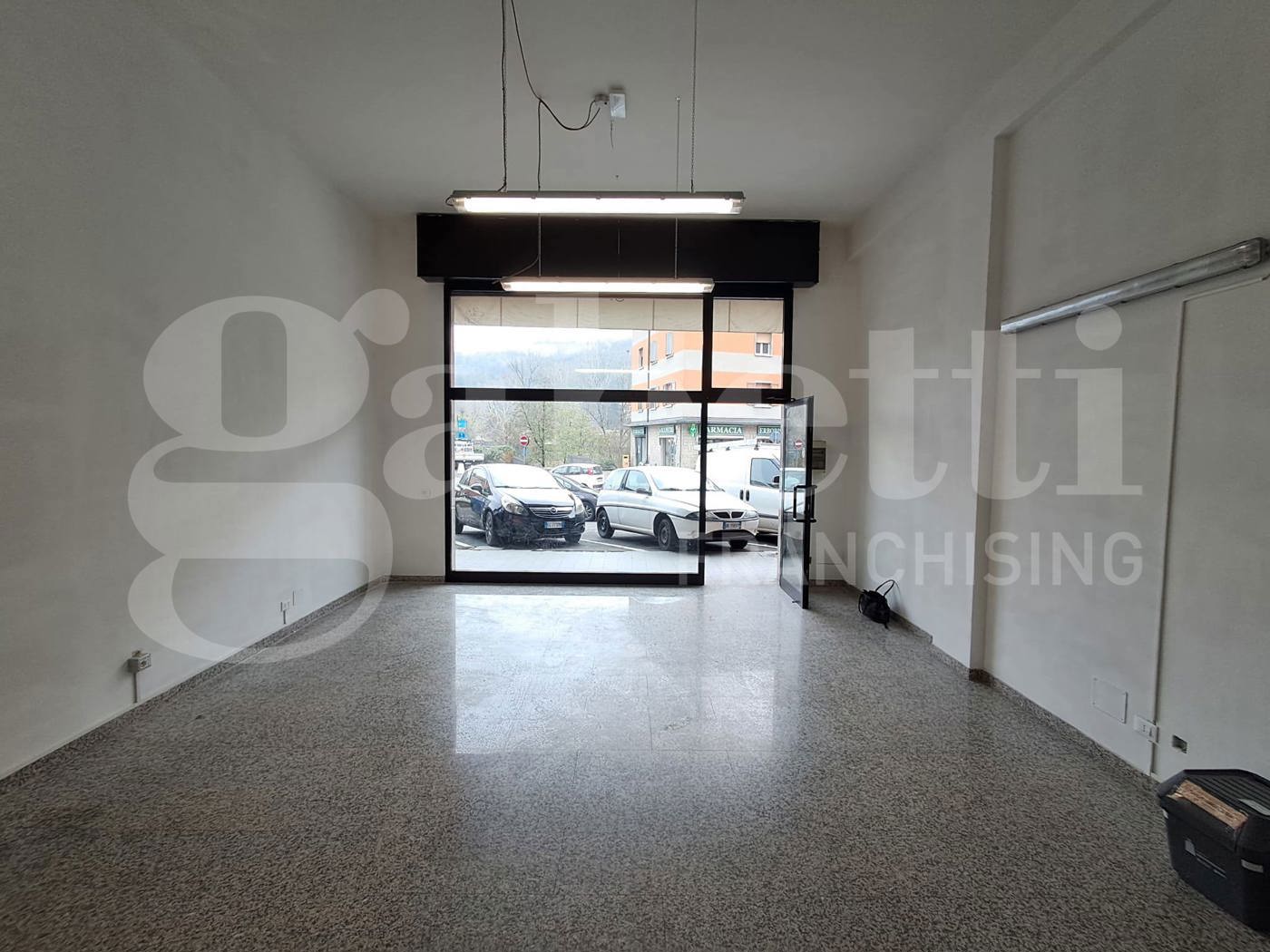 Negozio in vendita a Monte San Pietro