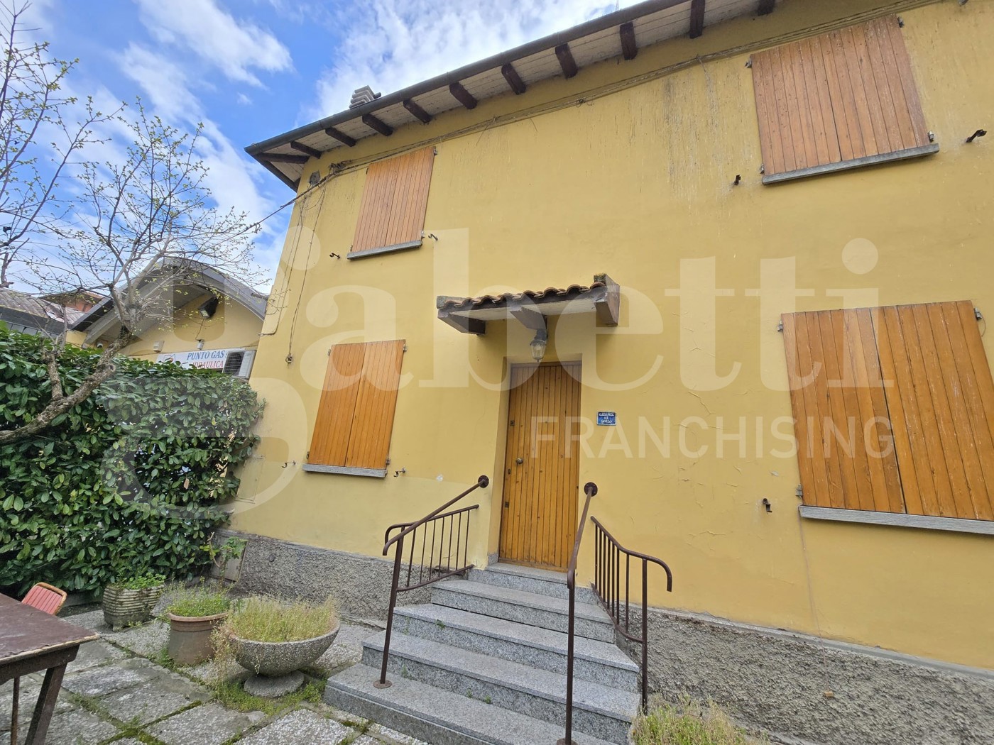 Casa indipendente con giardino a Monte San Pietro