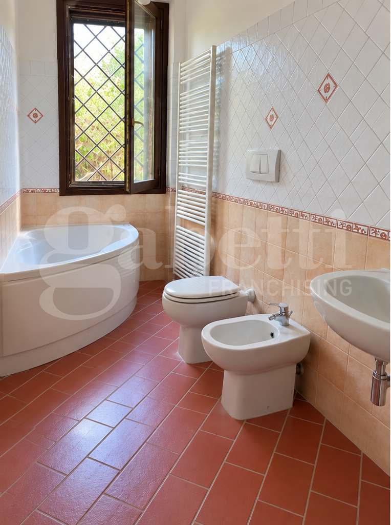 Villa con giardino a Monte San Pietro