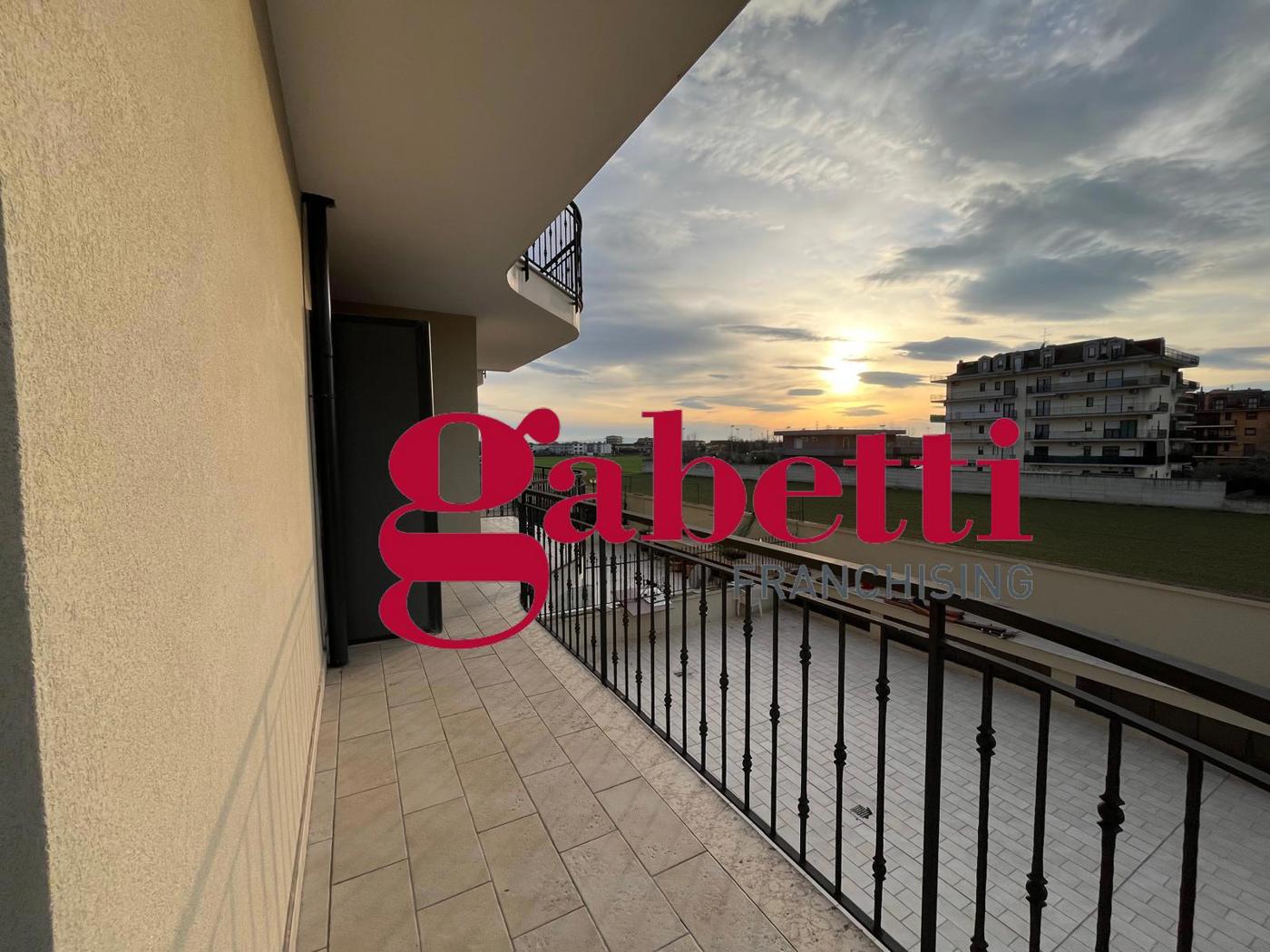 Trilocale in vendita a San Nicola la Strada