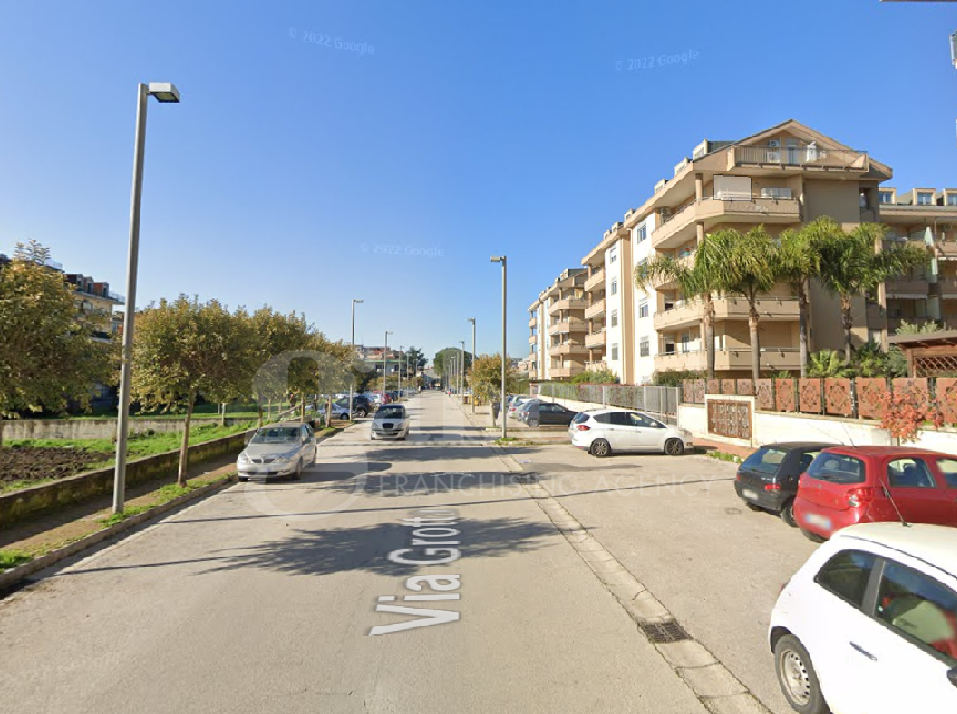 Box/Garage 38mq in vendita a San Nicola la Strada