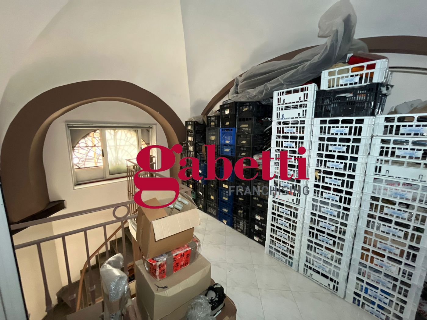 Negozio in vendita a Maddaloni