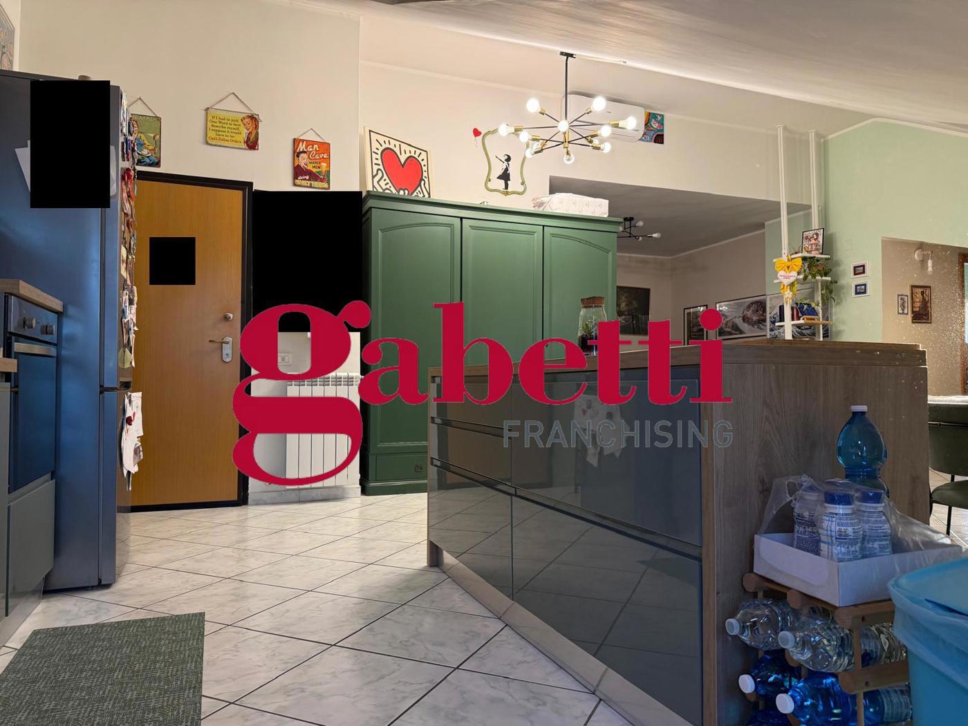 Quadrilocale in vendita a San Nicola la Strada