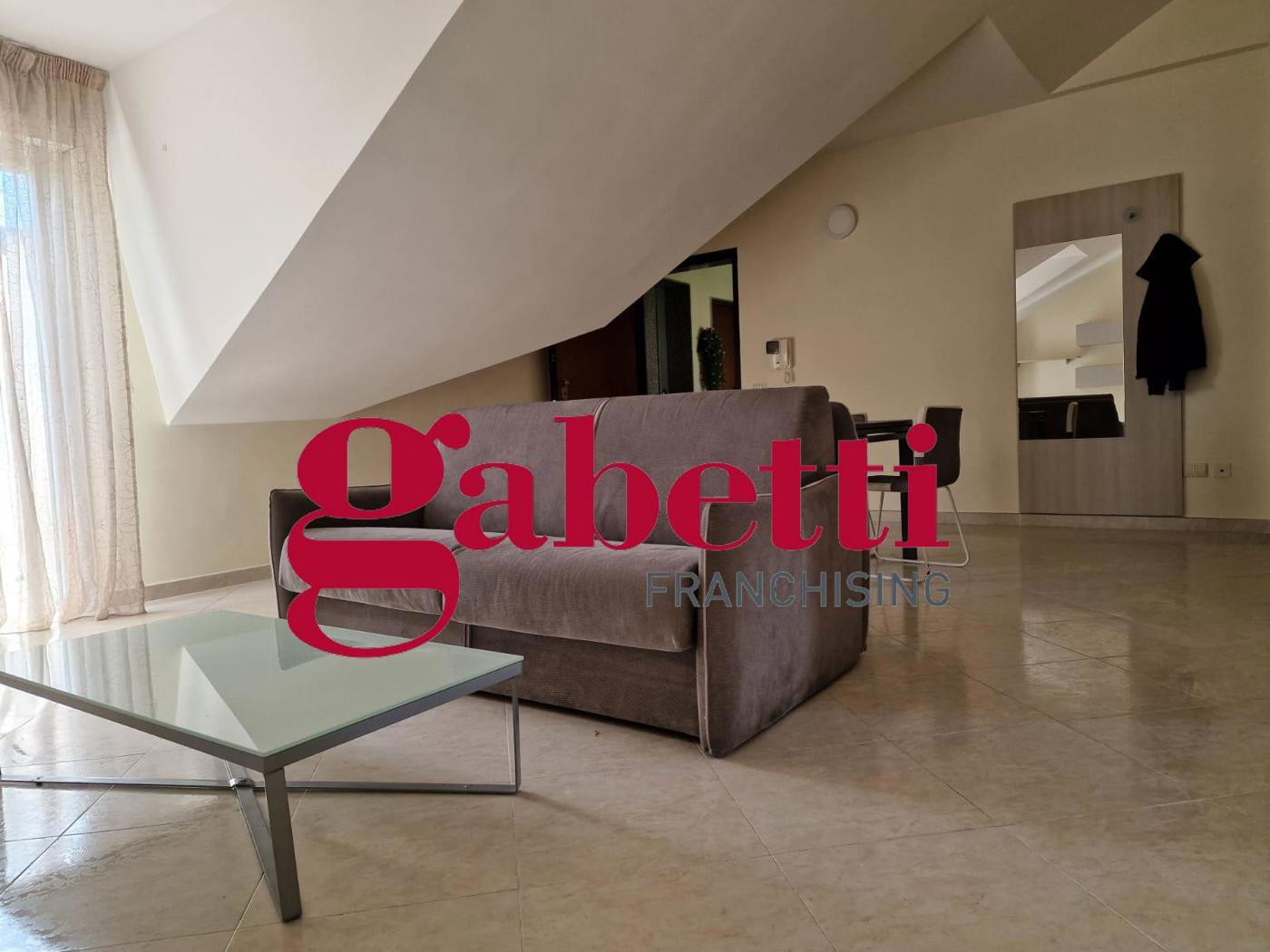 Attico in affitto a San Nicola la Strada