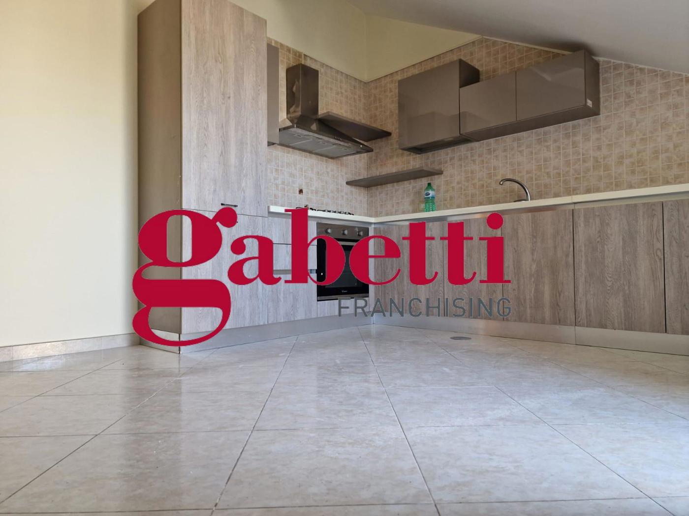 Attico in affitto a San Nicola la Strada