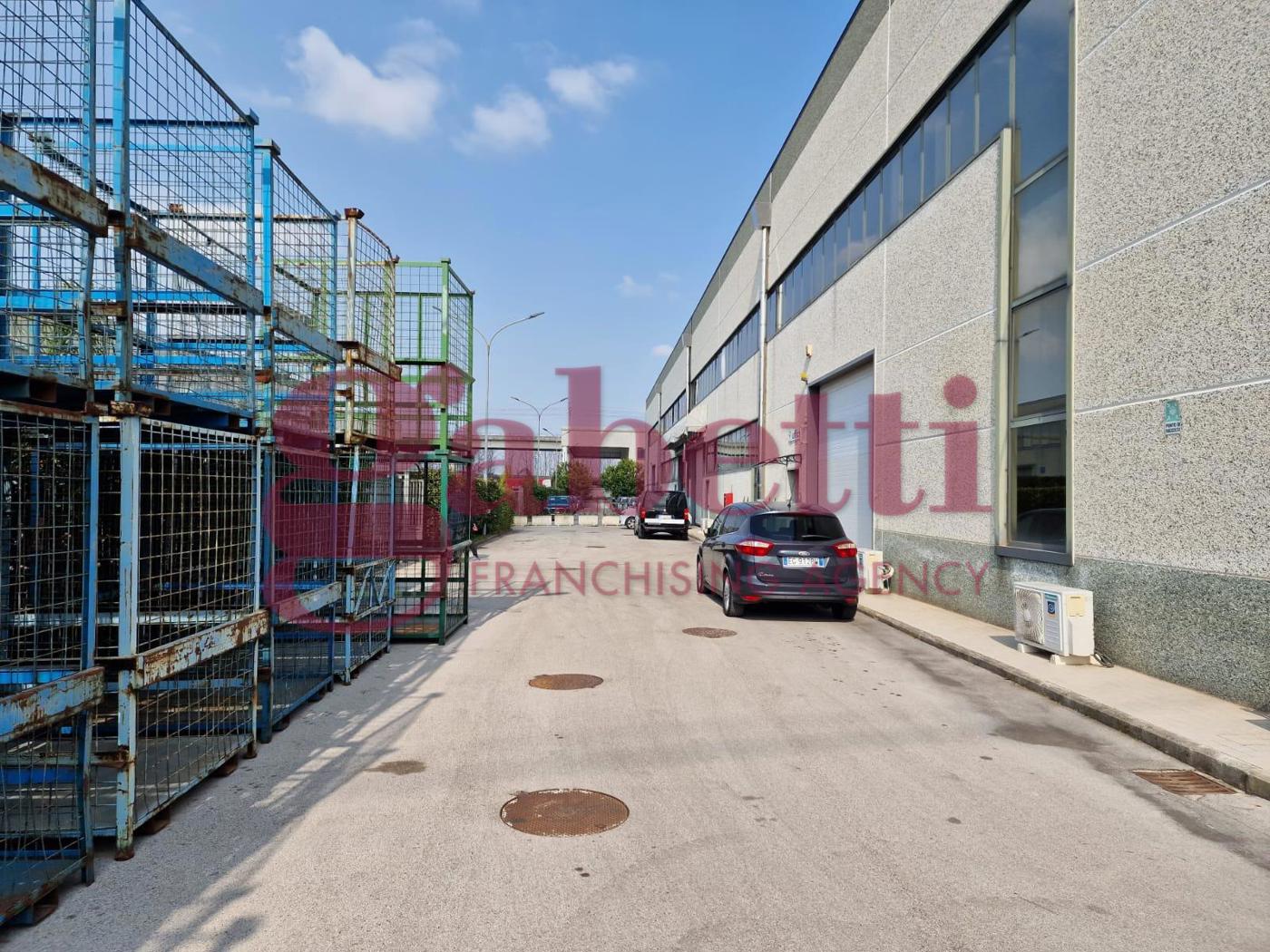 Ufficio in affitto a Marcianise