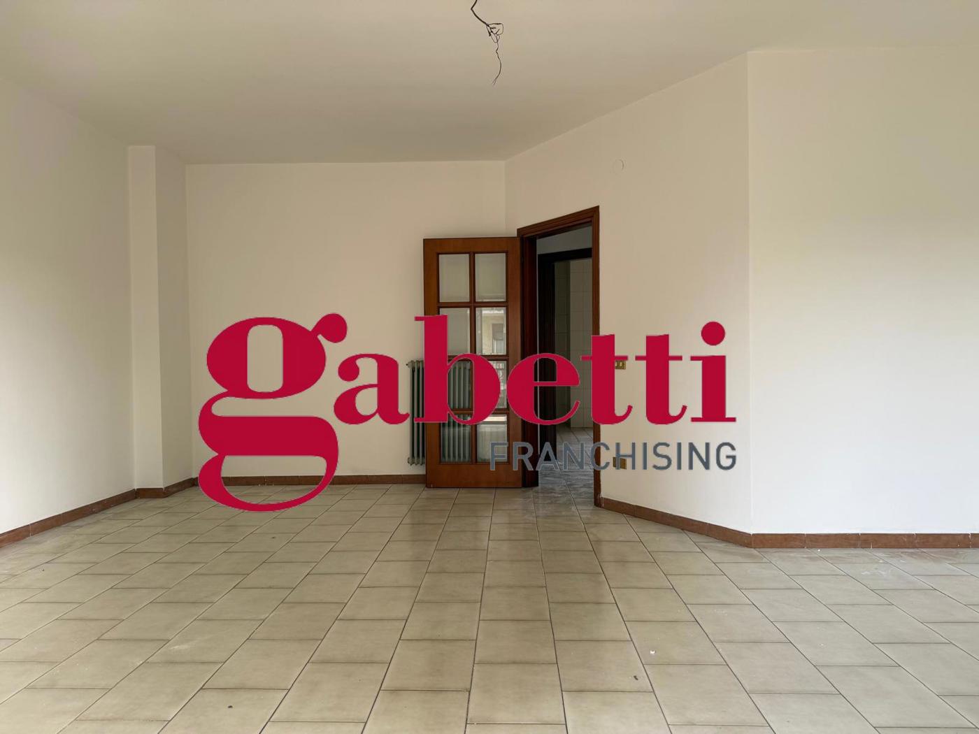 Quadrilocale in vendita a San Nicola la Strada