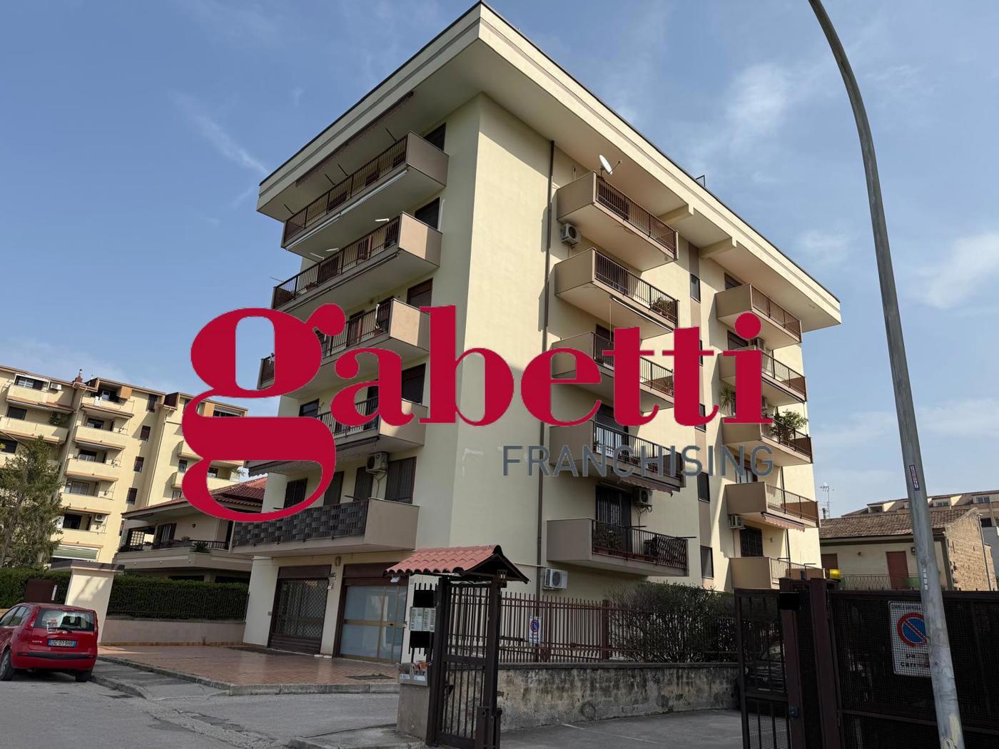 Quadrilocale in vendita a San Nicola la Strada