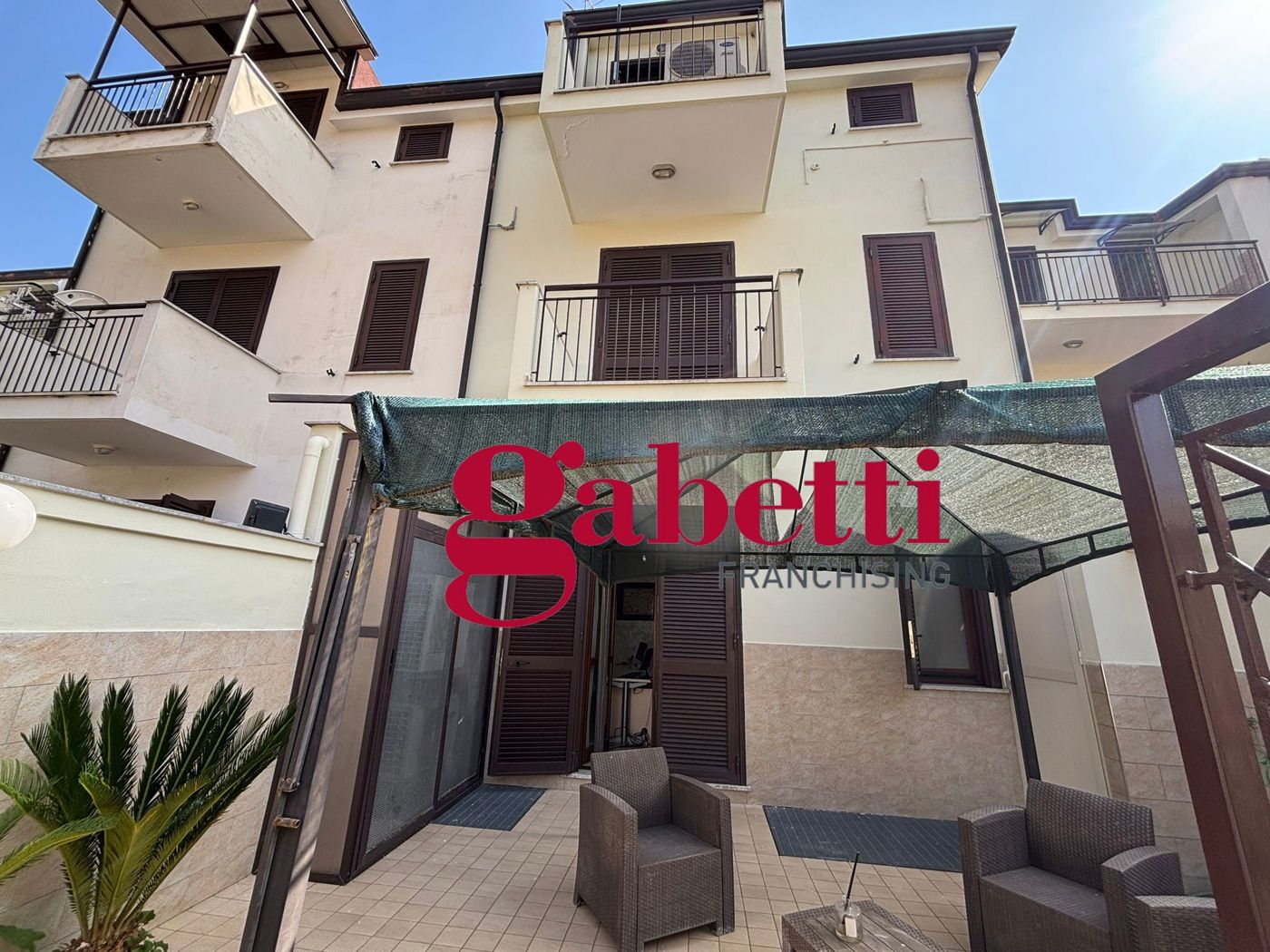 Villa in vendita a Recale