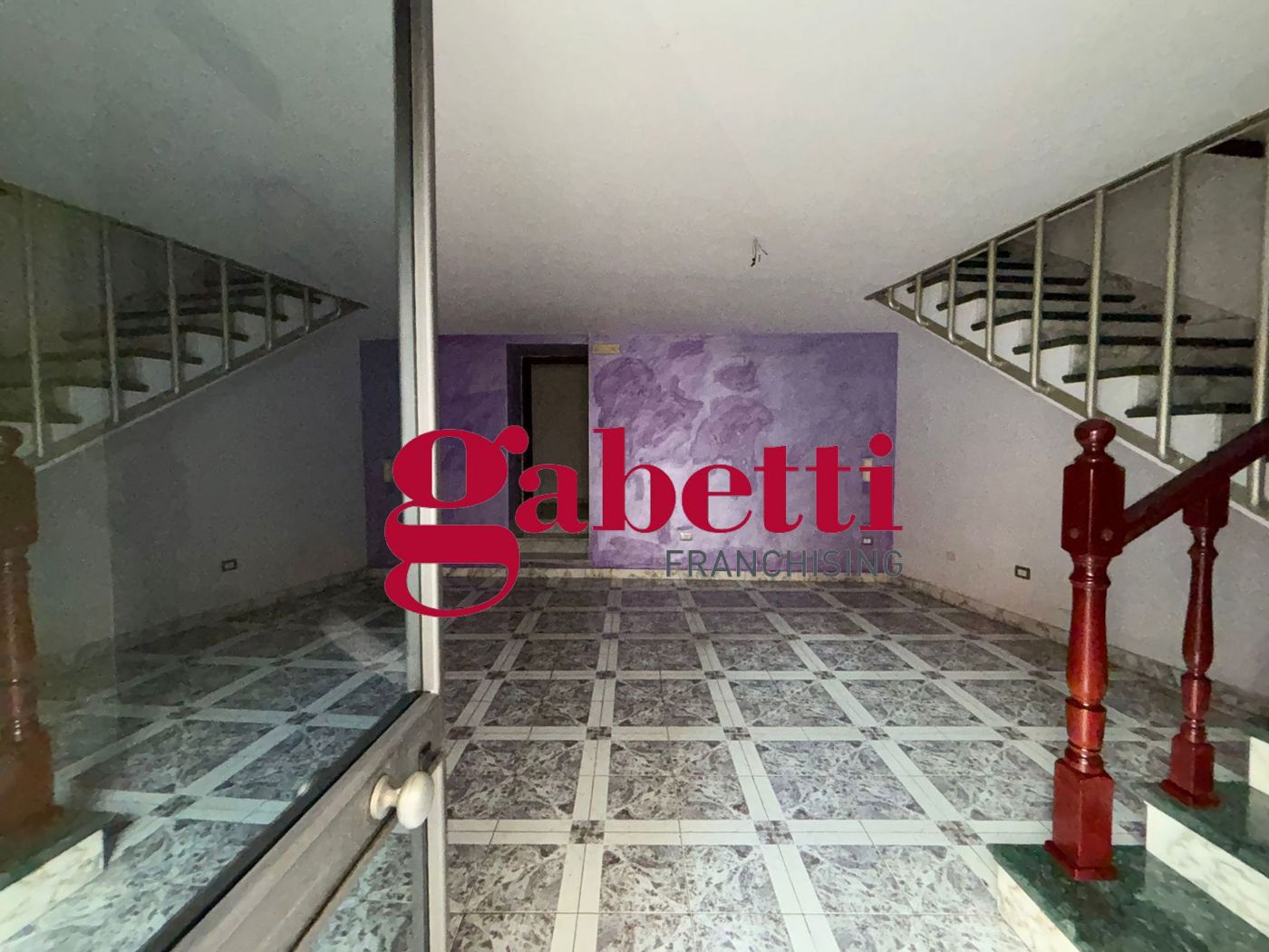 Negozio in affitto a Recale