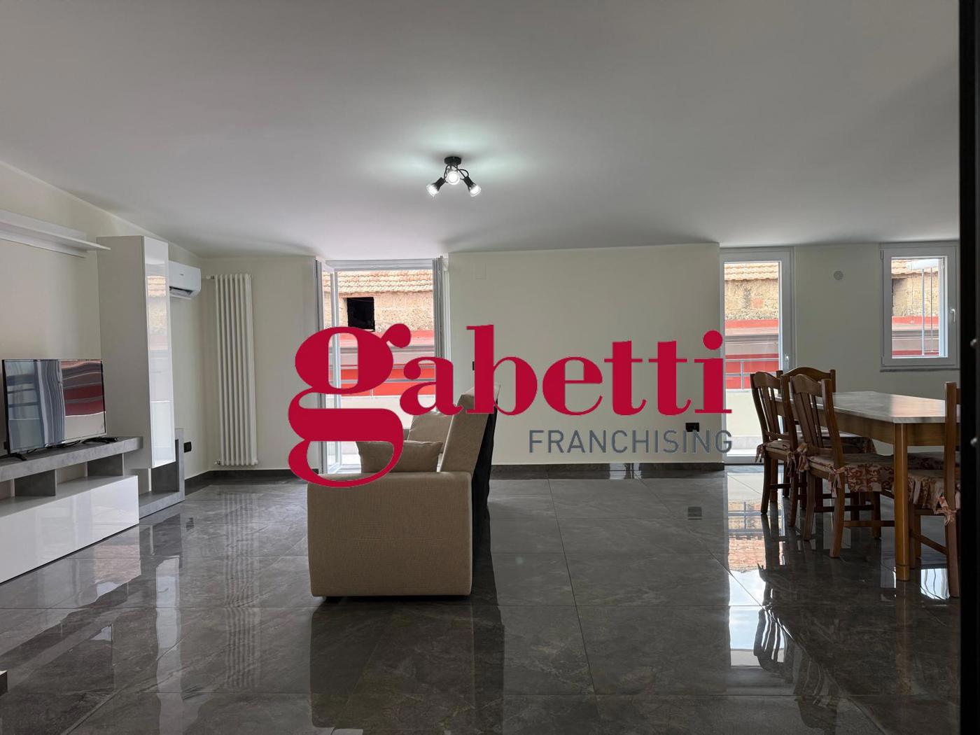 Trilocale in affitto a Marcianise