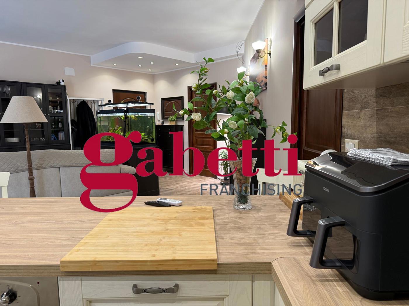 Quadrilocale in vendita a San Nicola la Strada