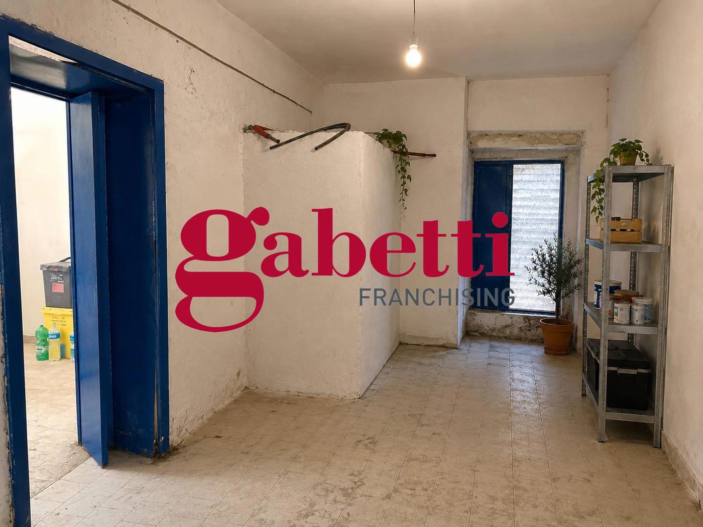 Stabile/Palazzo in vendita a Capodrise