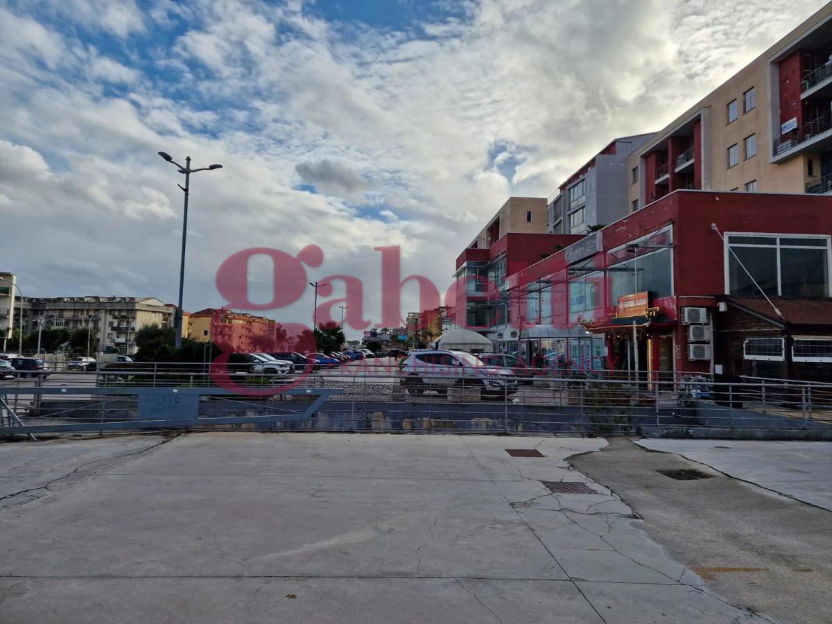 Ufficio in affitto a San Nicola la Strada