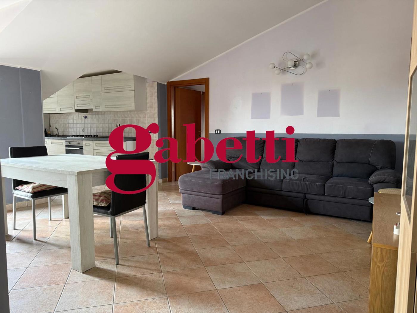 Attico in affitto a San Nicola la Strada