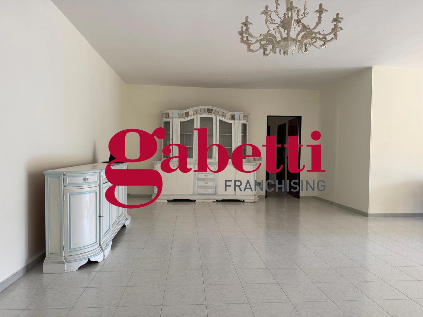 Quadrilocale in affitto a Caserta