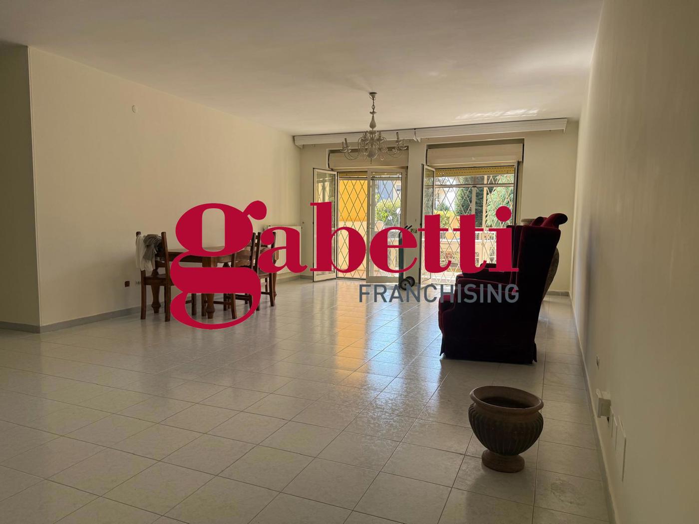 Quadrilocale in affitto a Caserta