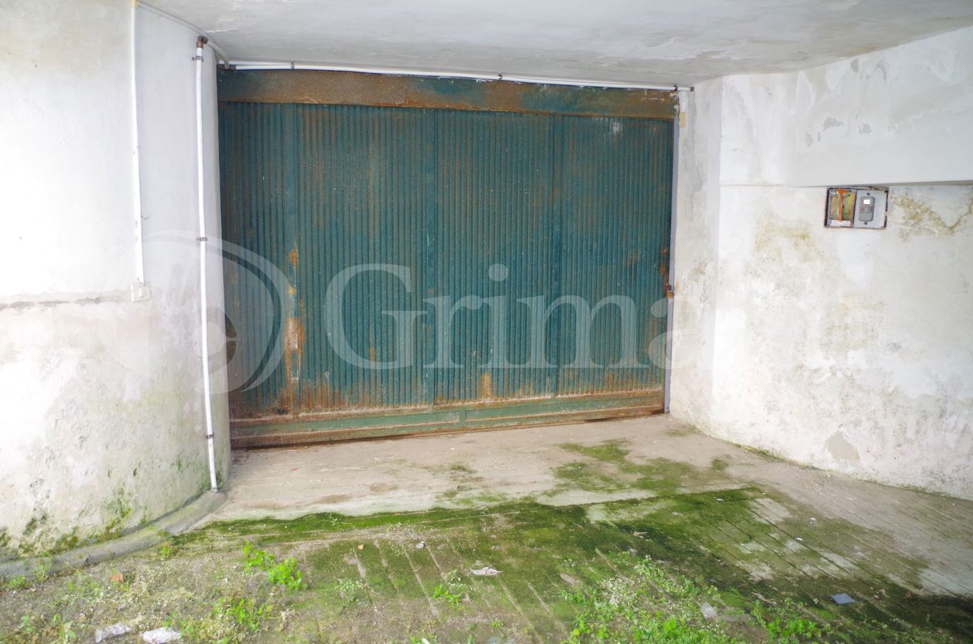Box/Garage 146mq in vendita a Sannicola