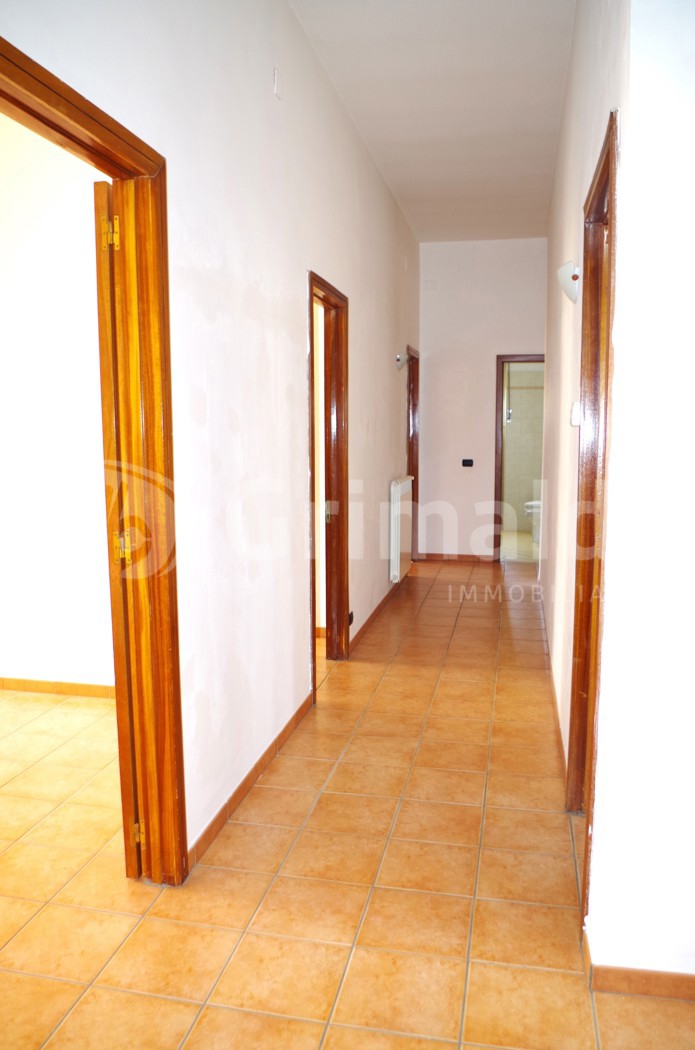 Quadrilocale con box a Sannicola