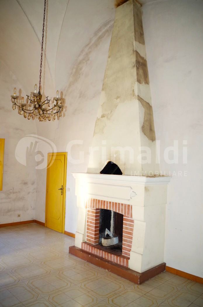 Casa indipendente da ristrutturare a Sannicola