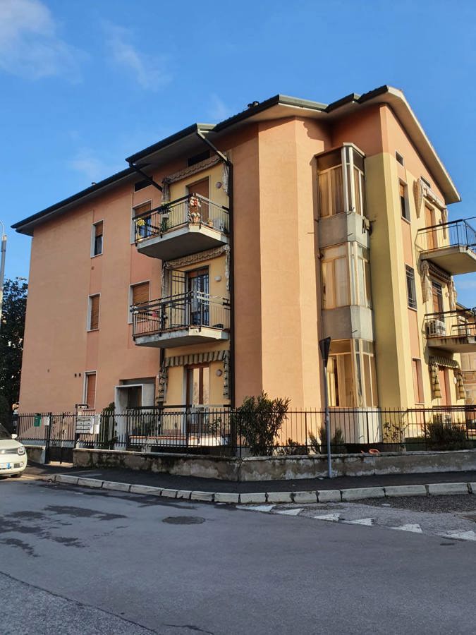 Appartamento arredato in affitto a Verona