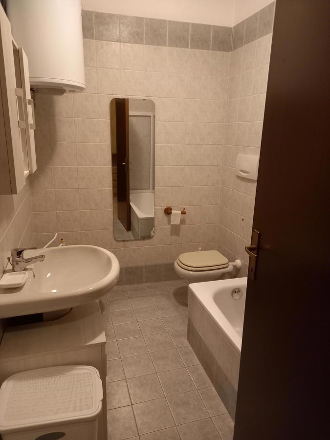 Monolocale arredato in affitto a Verona