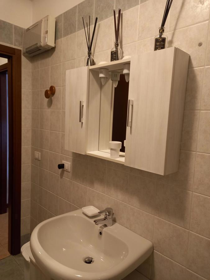 Monolocale arredato in affitto a Verona